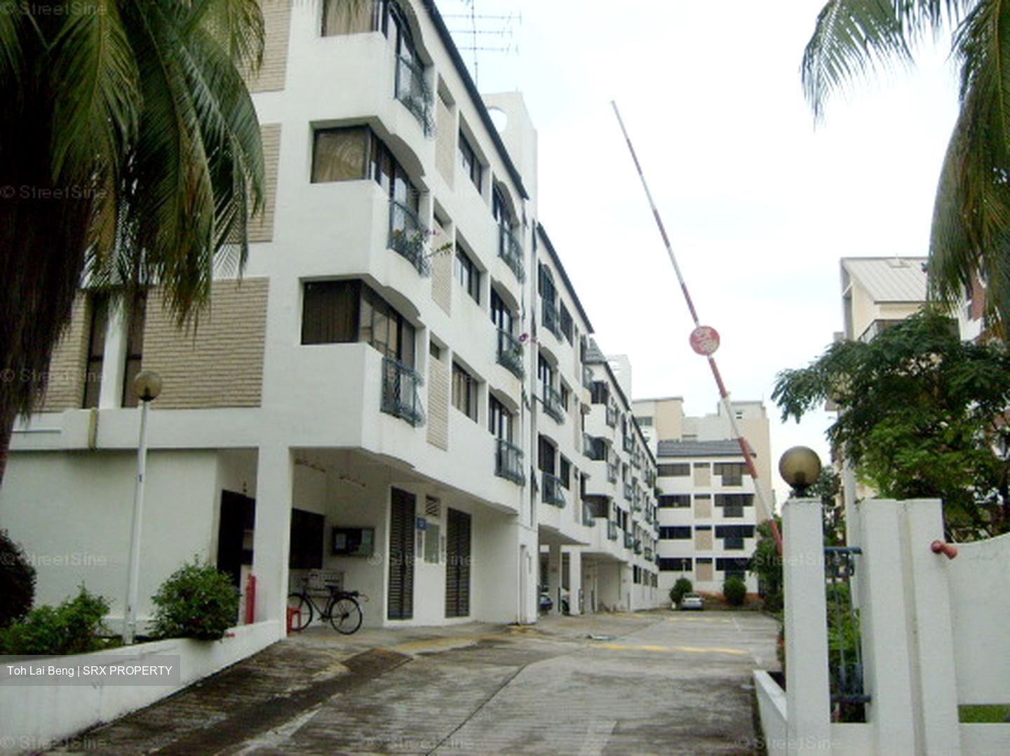 Keng Lee Court (D8), Apartment #630151151